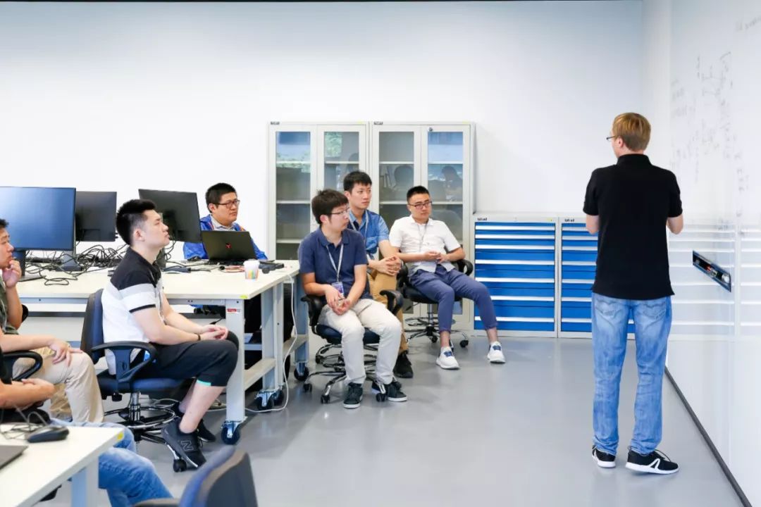 探索智能未來 7月31日微軟人工智能與物聯(lián)網實驗室開放日，邀您共赴技術研發(fā)新前沿